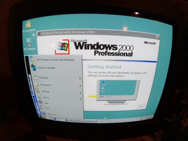 The Win2K desktop.