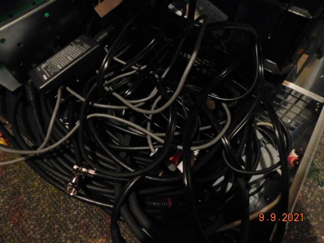 The worst cable mess of my life.