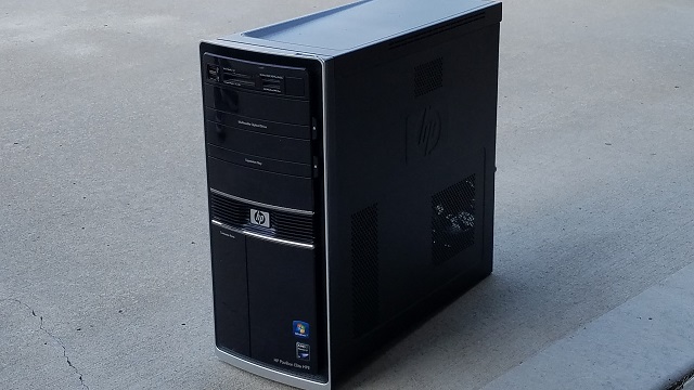 The HP desktop.